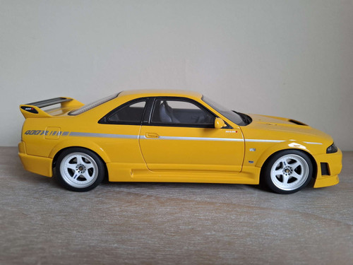 Otto Nissan Skyline R33 Nismo 400 R 02.jpg