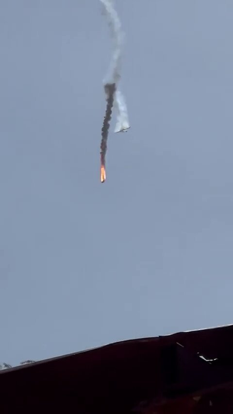 q04o NDexJn7awVN.jpg