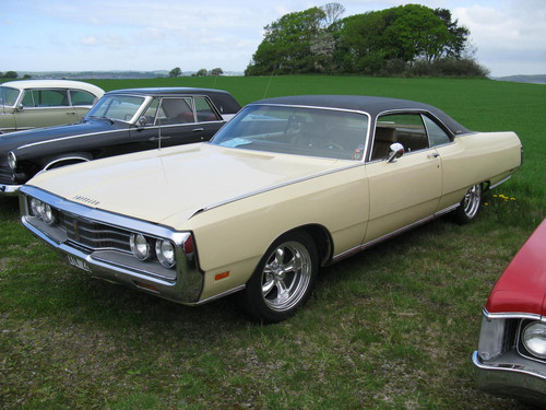 Chrysler New Yorker 1969 (4648176799).jpg