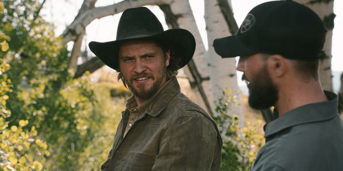 Marshals.S01E01.Piya.Wiconi.2160p.AMZN.WEB DL.CZ EN.DD+5.1.SDR.x265 BLOOM.mkv 20260302 191907.271.jpg