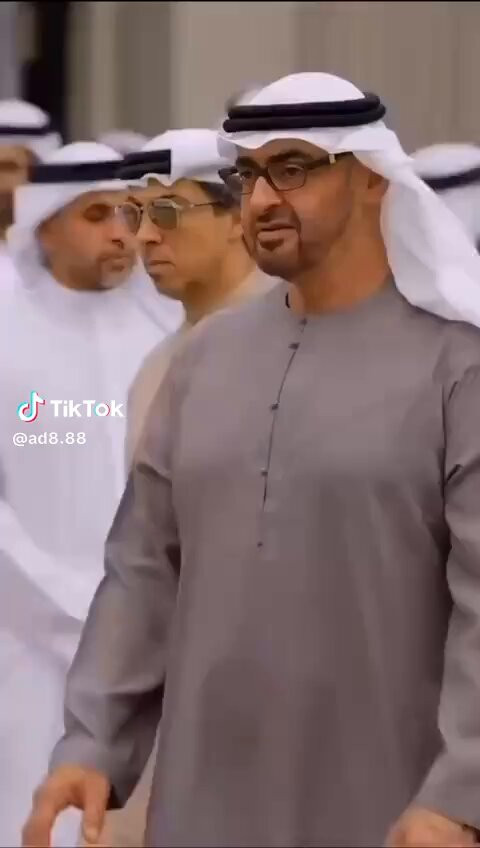 ypHgFfMuHN40hMj0.jpg