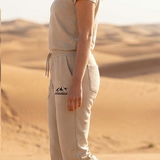 Jogginhose Wüstenwind seitlich.png