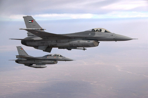 HCawz7xaQAAkg R.1
