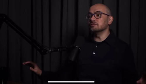 AXtTxGUxxs3e7z7u.1