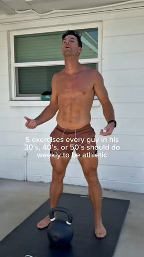 wRrMQahUnGYgrphN.jpg