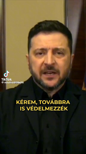 t3XVk9ElciVsqtWx.jpg