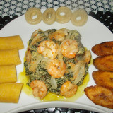 Ndolè à la viande, morue et crevettes