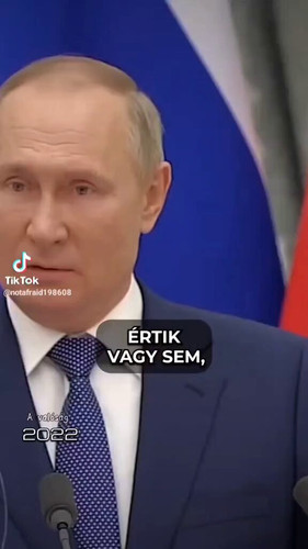 Lipxqa9ixShplCZ4.jpg