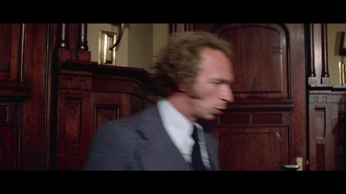 狂奔埃沙洛.La.Course.a.lechalote.1975.FRA.BluRay.1080p.x265.10bit.DTS HD.MA.2.0 UBits 001055.jpg