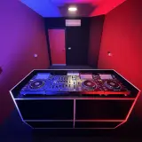 Pro+DJ+Studio+From+Back