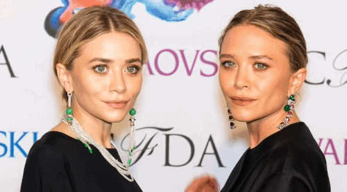 ezgif 6876fbc22fcf7a5e.gif