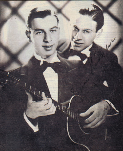 Johnny & Jones, foto artikel.jpg