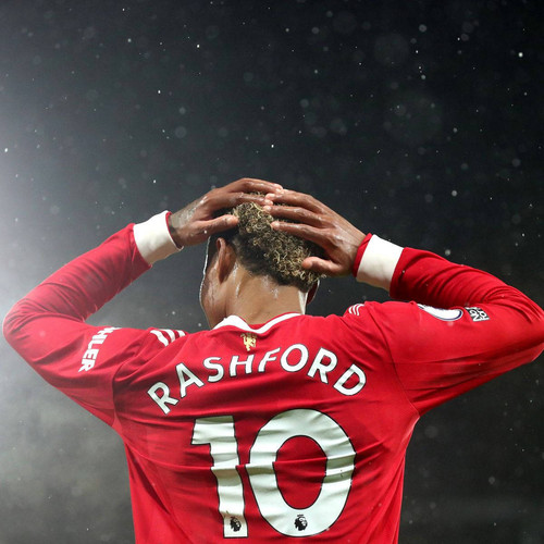marcus rashford holding his head n6hygkjb8x7ythes.jpg