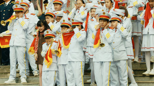 岁月有情时.Our.Dazzling.Days.S01E01.2026.2160p.WEB DL.H265.HDR.DDP5.1 HHWEB.mkv 20260305 092135.741.png