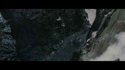 Clash.of.the.Titans.2010.UHD.BluRay.2160p.DV.HDR.x265.10bit.DTS HD.MA.5.1 UBits CHT 011002.jpg