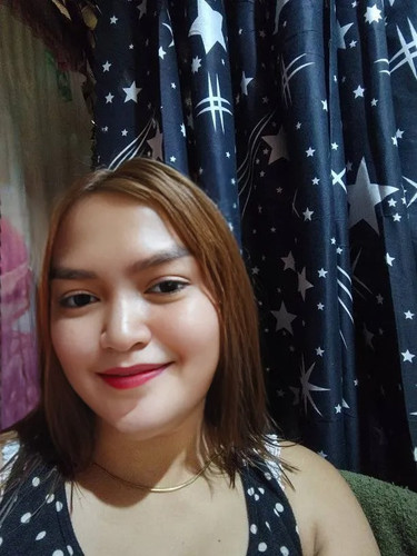 estheraprilpabelonia wererwer.jpg