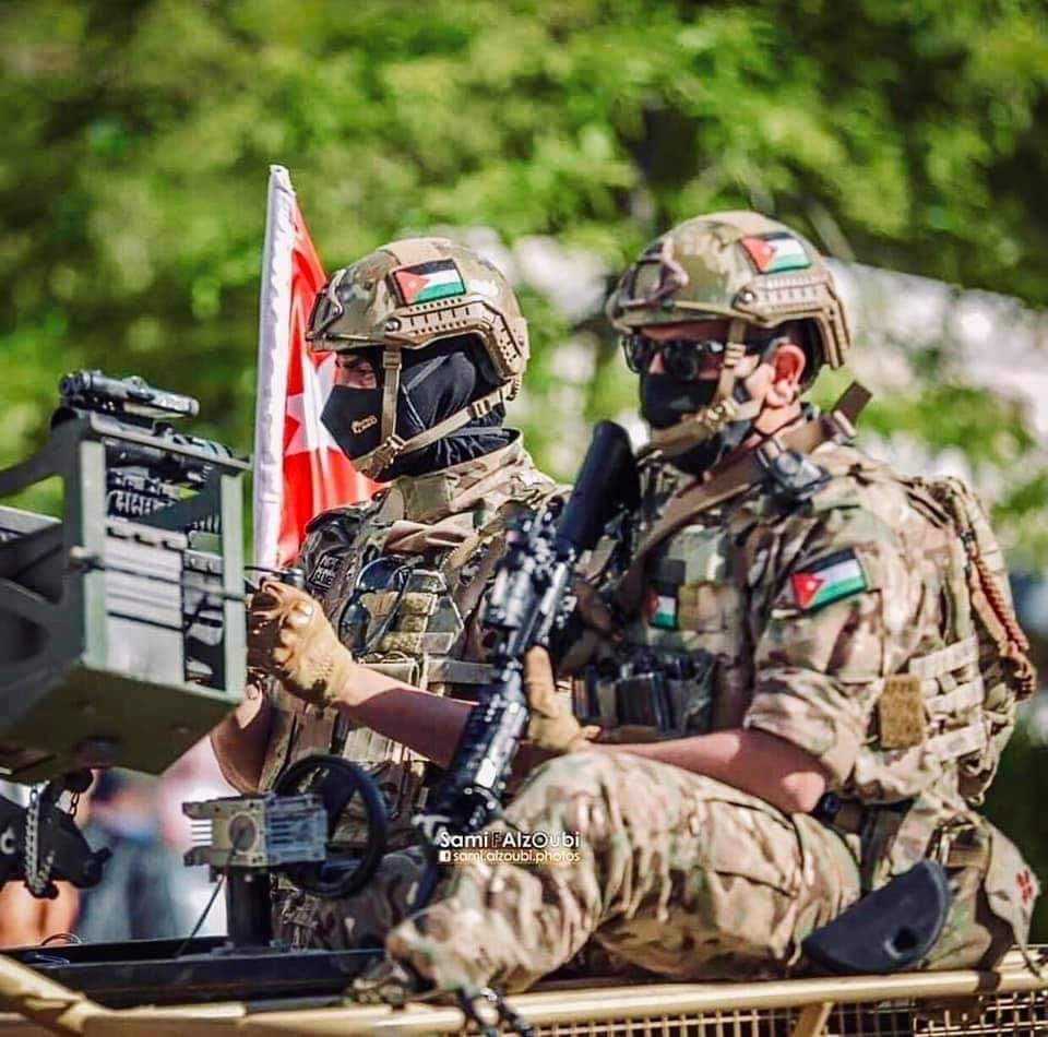 رئيس هيئة الأركان المشتركة الأردنية: جاهزيتنا القتالية هي أولوية قصوى في ظل التحديات الإقليمية الراهنة....