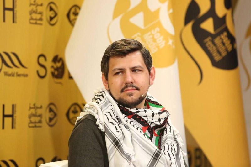 الصحفي البريطاني ريتشارد ميدهيرست: القوات الأمريكية أغرقت سفينة إيرانية قرب سريلانكا في المياه الدولية، ما أدى لمقتل جميع من على متنها....