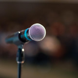 lograstudio public speaking 3926344 1920