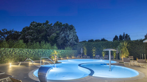 Piscina 2 .jpg