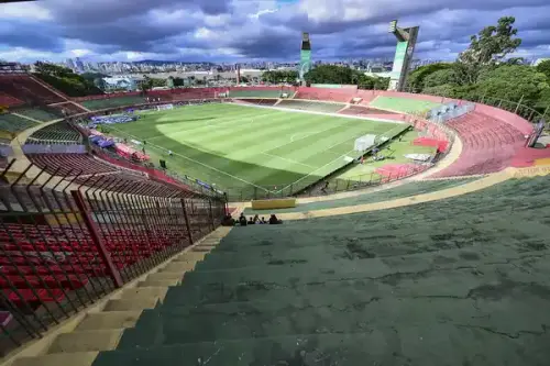 Reforma no Morumbi faz São Paulo oficializar Canindé como nova casa no Brasileirão