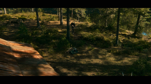 Detective.Hole.S01E01.36.Seconds.2160p.NF.WEB DL.CZ NO.DD+5.1.Atmos.DoVi.HDR10.H.265 CHDWEB.mkv 2026.jpg