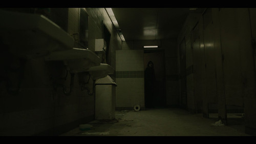 Something.Very.Bad.Is.Going.to.Happen.S01E01.Never.Get.On.One.Knee.2160p.NF.WEB DL.CZ EN.DD+5.1.Atmo.jpg