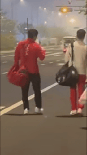 0b0e2ec44482d.gif