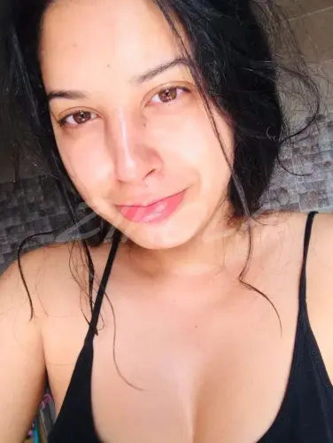 نودز جزائريه هايجه ع الاخر ومش قادره من المحنه تدعك كسها و تجيب شهوتها 23 770x1024 result.webp