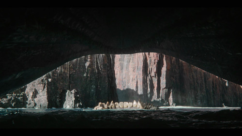 ONE.PIECE.2023.S02E02.GOOD.WHALE.HUNTING.2160p.NF.WEB DL.CZ EN.DD+5.1.Atmos.DoVi.HDR.H.265 BiOMA.mkv.jpg