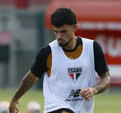 São Paulo pode ter estreia de Cauly no jogo decisivo contra o Bragantino