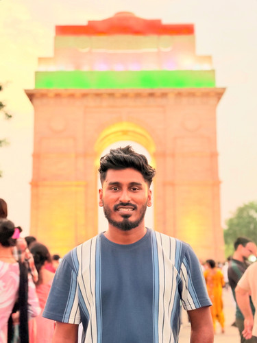 2F017898 E867 470D 898A 45532470658E Gautam Naik.jpg