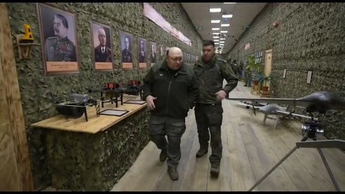 VS--HlavnstrnkaX-0’37”.jpg