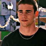 ezgif.com crop (84).gif