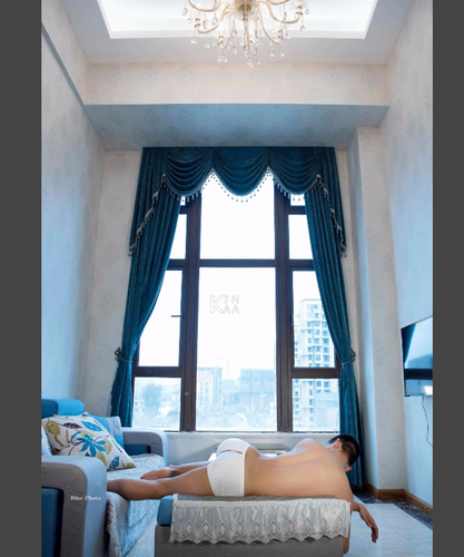Blue Photo 18 1 (100).png