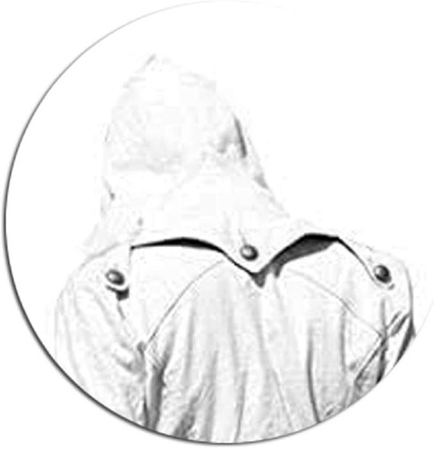 Assassins Creed 3 coat white black 4.jpg