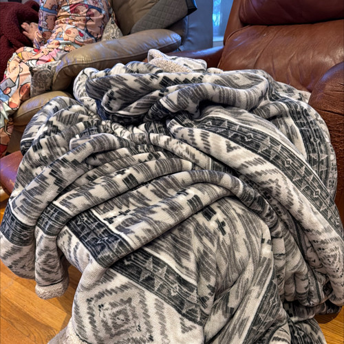8a3f9b043427.jpg