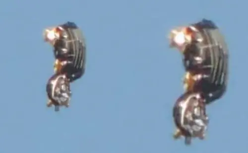 is this photograph of a ufo taken in mexico this years real v0 2c7fmece6vkg1.webp