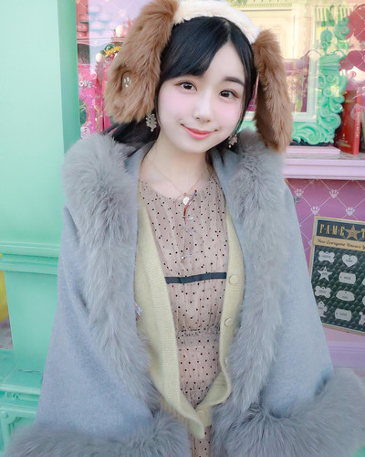 20191215 105430 B6FyfX9nmur 01.jpg