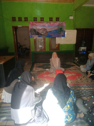 PENGARAHAN2 DARI TUTOR TATA RIAS PENGANTIN.jpg