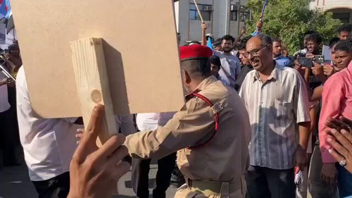 occ6yTIel2 5T2ym.jpg