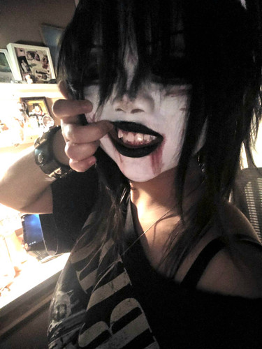 49553f2eb6aab81c7dae1bf3562a5f5a 0.jpg