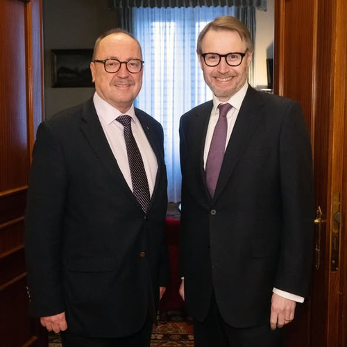 635482462 1277276697549695 6399670199856843633 n.jpg?stp=dst jpg s590x590 tt6& nc cat=105&ccb=1 7& n.jpg