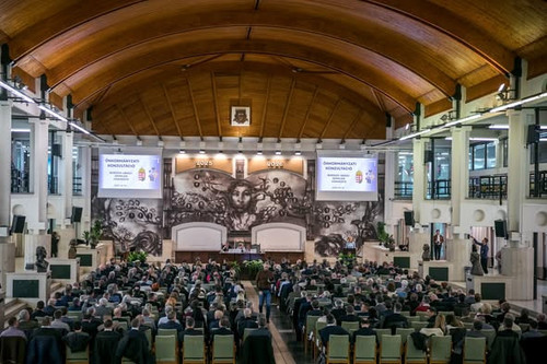 632800749 1420274453220090 3743712087056923994 n.jpg?stp=dst jpg s590x590 tt6& nc cat=107&ccb=1 7& n.jpg