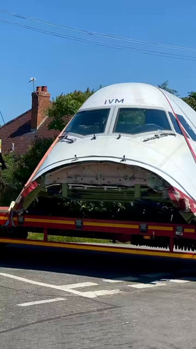 phfYU pqyDXFr7dF.jpg