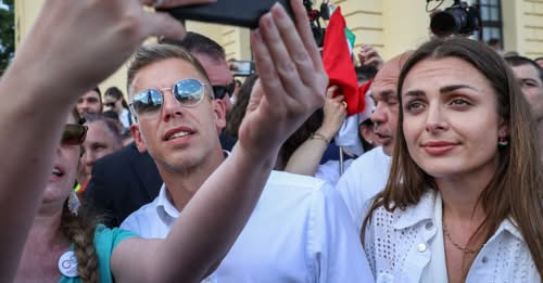 19563750245171459?url=https%3A%2F%2Fstat.hirstart.hu%2Fimage%2F20260212%2F27100757%2Fvogel a rola es.jpg