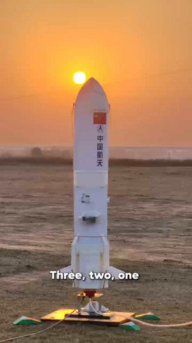 Pro SZl8mlztlqhh.jpg