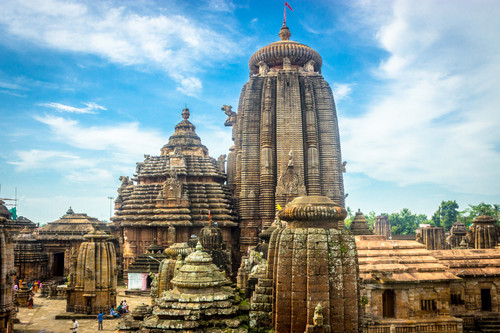 Why Lingaraj Temple, Bhubaneswar, Odisha VIP Darshan Is Less Exhausting..jpg