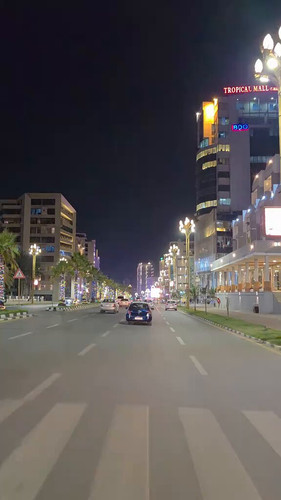 k1WoDUyKis w72w3.jpg