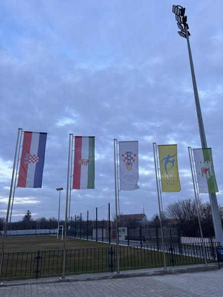 633439862 1480636796749613 5453932553435341812 n.jpg?stp=cp6 dst jpg s590x590 tt6& nc cat=100&ccb=1 .jpg